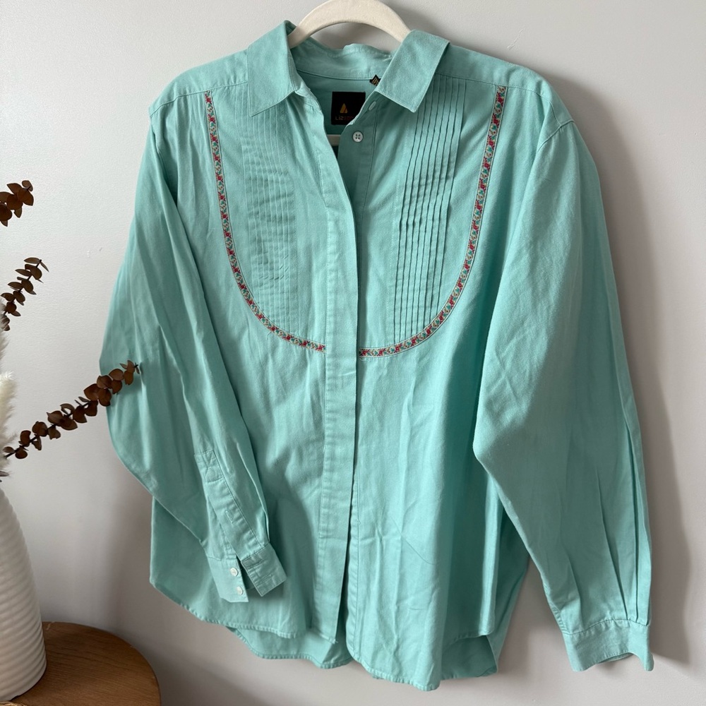 LIZ SPORT • BLOUSE